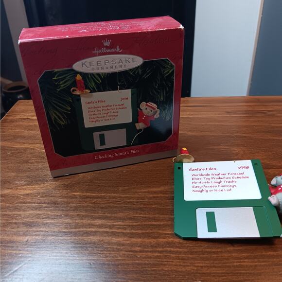 🎄2 for $12 Hallmark Checking Santa's Files Dated 1998 Floppy Disk NOSTALGIC! - Picture 1 of 6